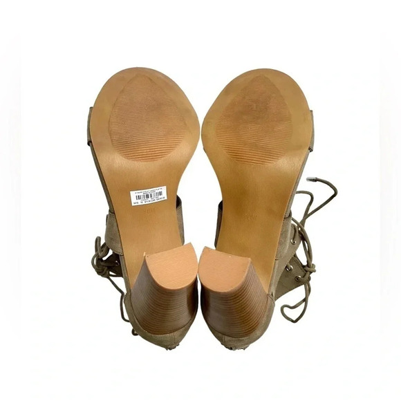 NEW Torrid Eyelet Caged Lace Up Platform Heels - Picture 4 of 4